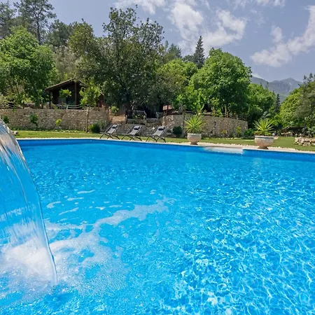 Lodge Yusalis Garden Kemer